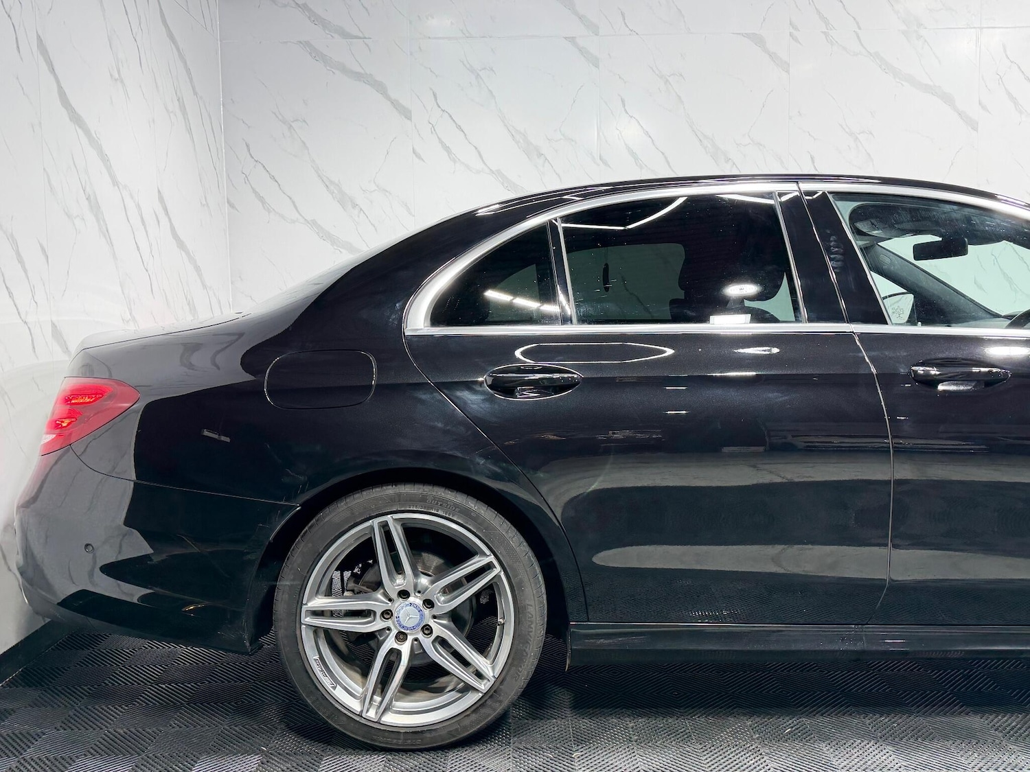 Used Mercedes-Benz E Class 2016 for sale - 77344429: Photo 18