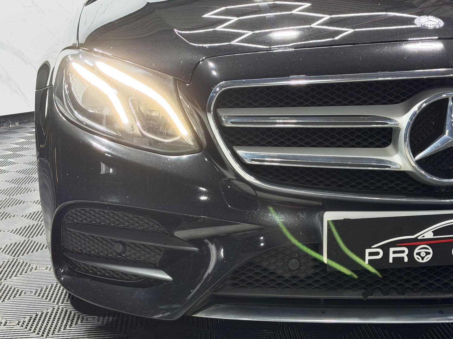 Used Mercedes-Benz E Class 2016 for sale - 77344429: Photo 21