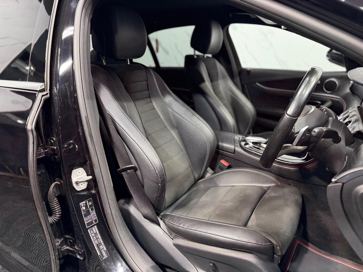 Used Mercedes-Benz E Class 2016 for sale - 77344429: Photo 39