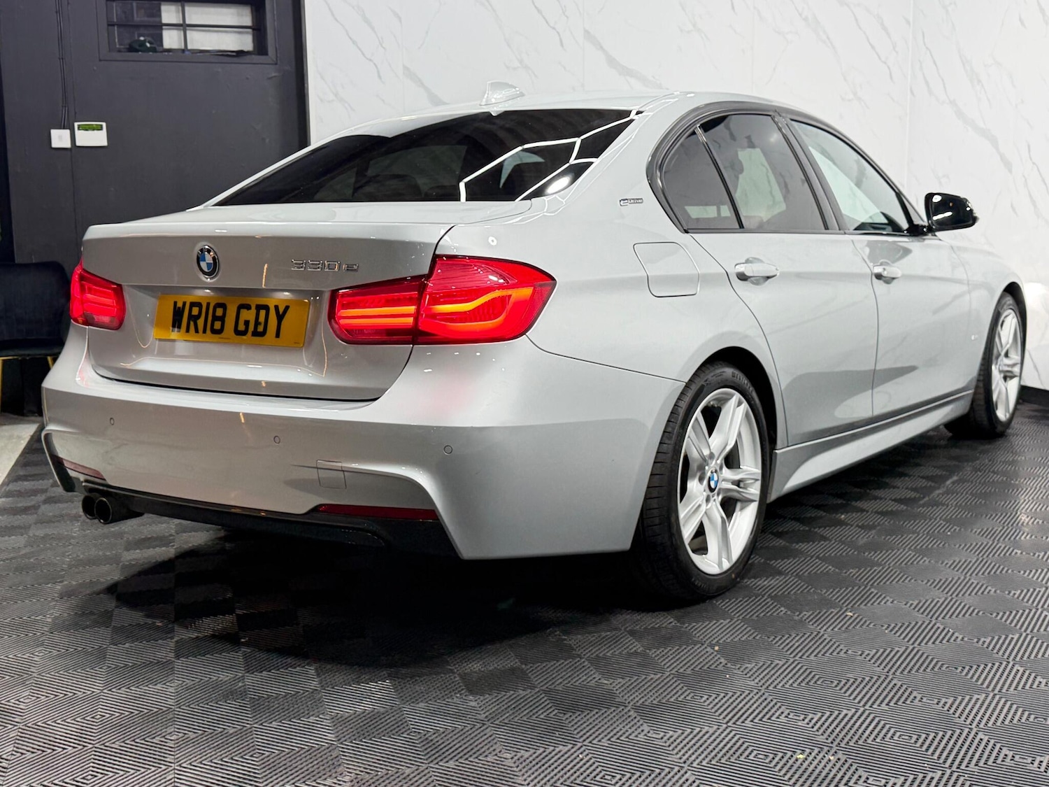 Used BMW 3 Series 2018 for sale - 77298395: Photo 23