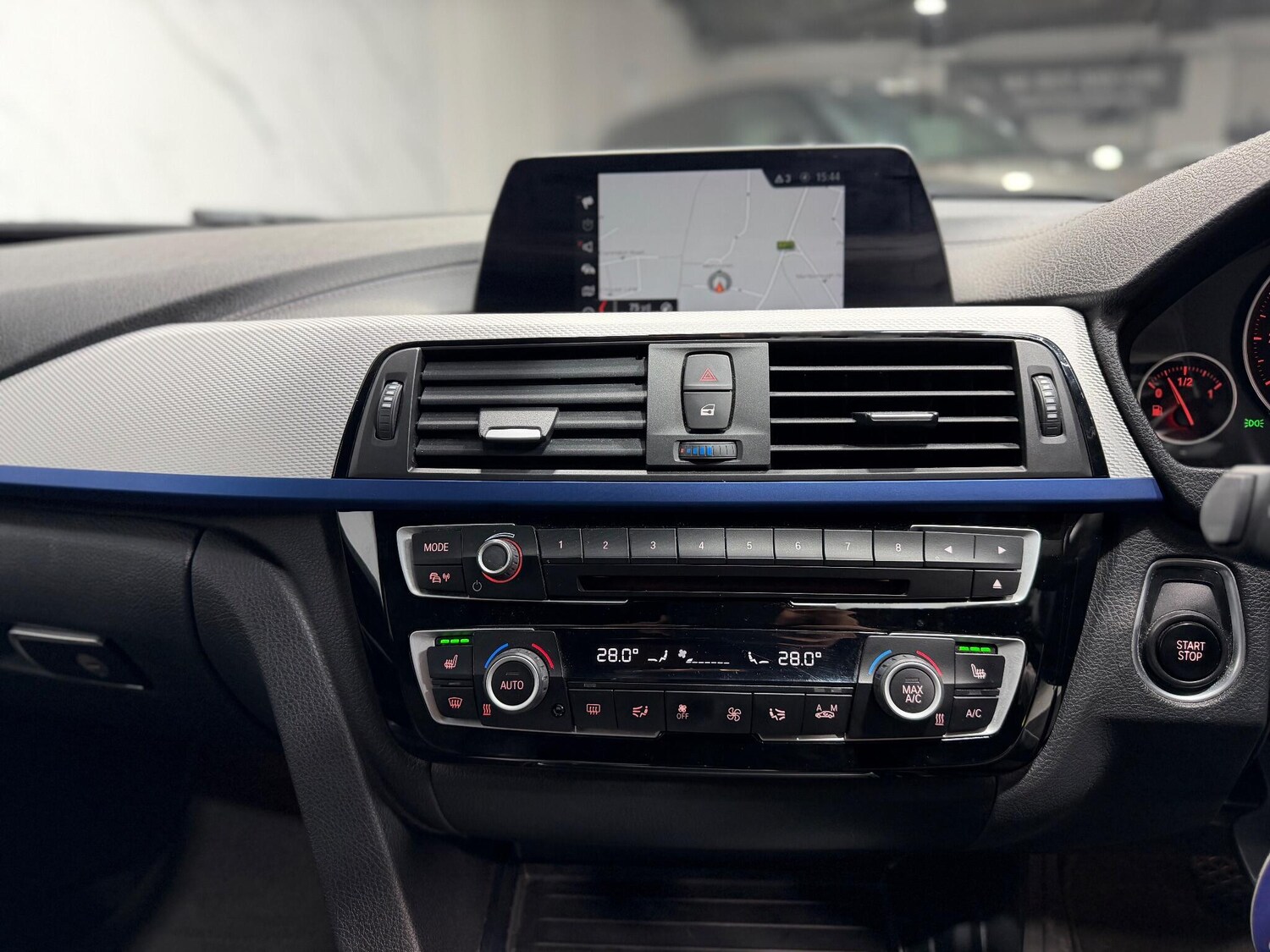 Used BMW 3 Series 2018 for sale - 77298395: Photo 42