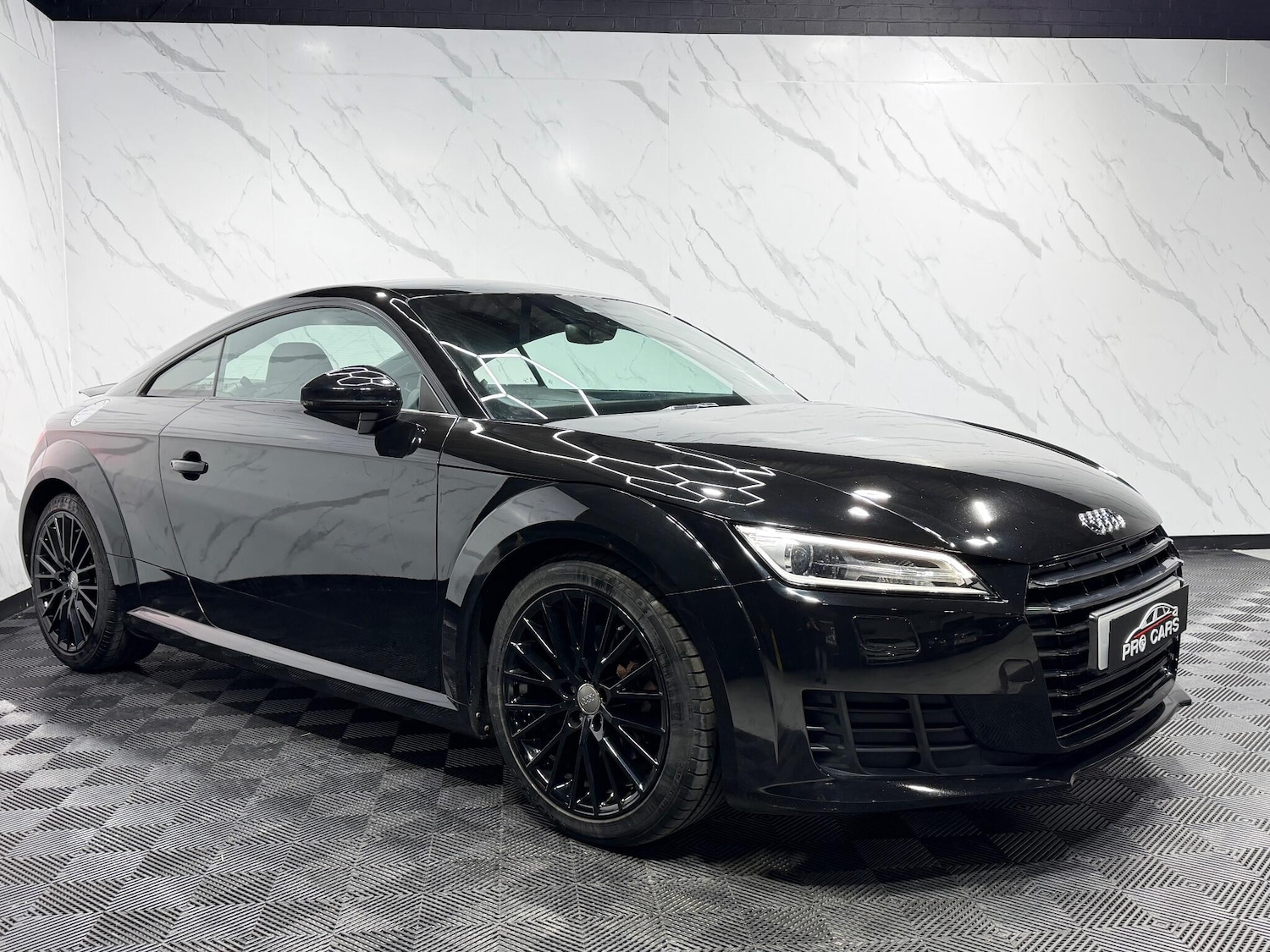 Used Audi TT 2015 for sale - 77298389: Photo 11