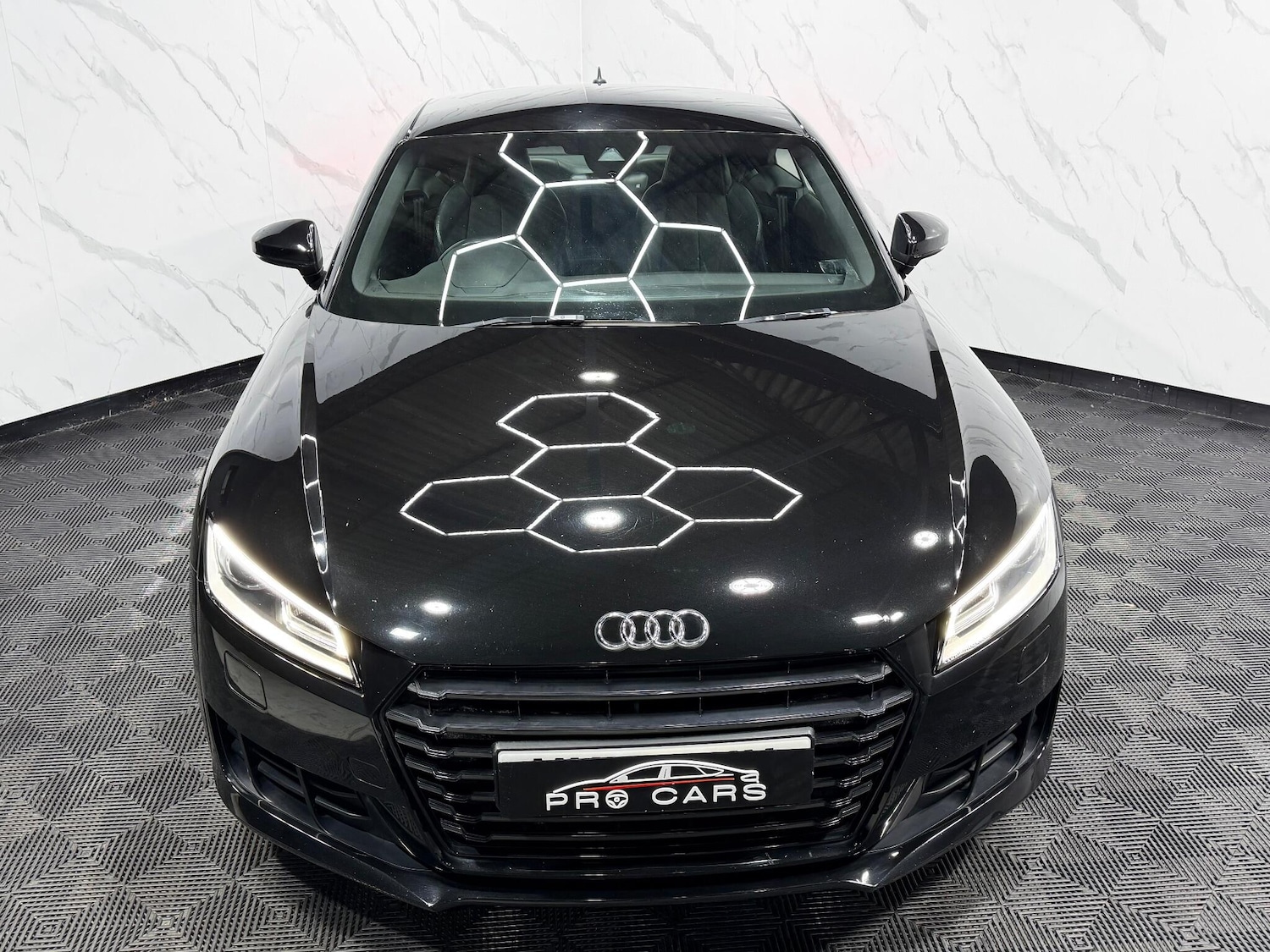 Used Audi TT 2015 for sale - 77298389: Photo 13