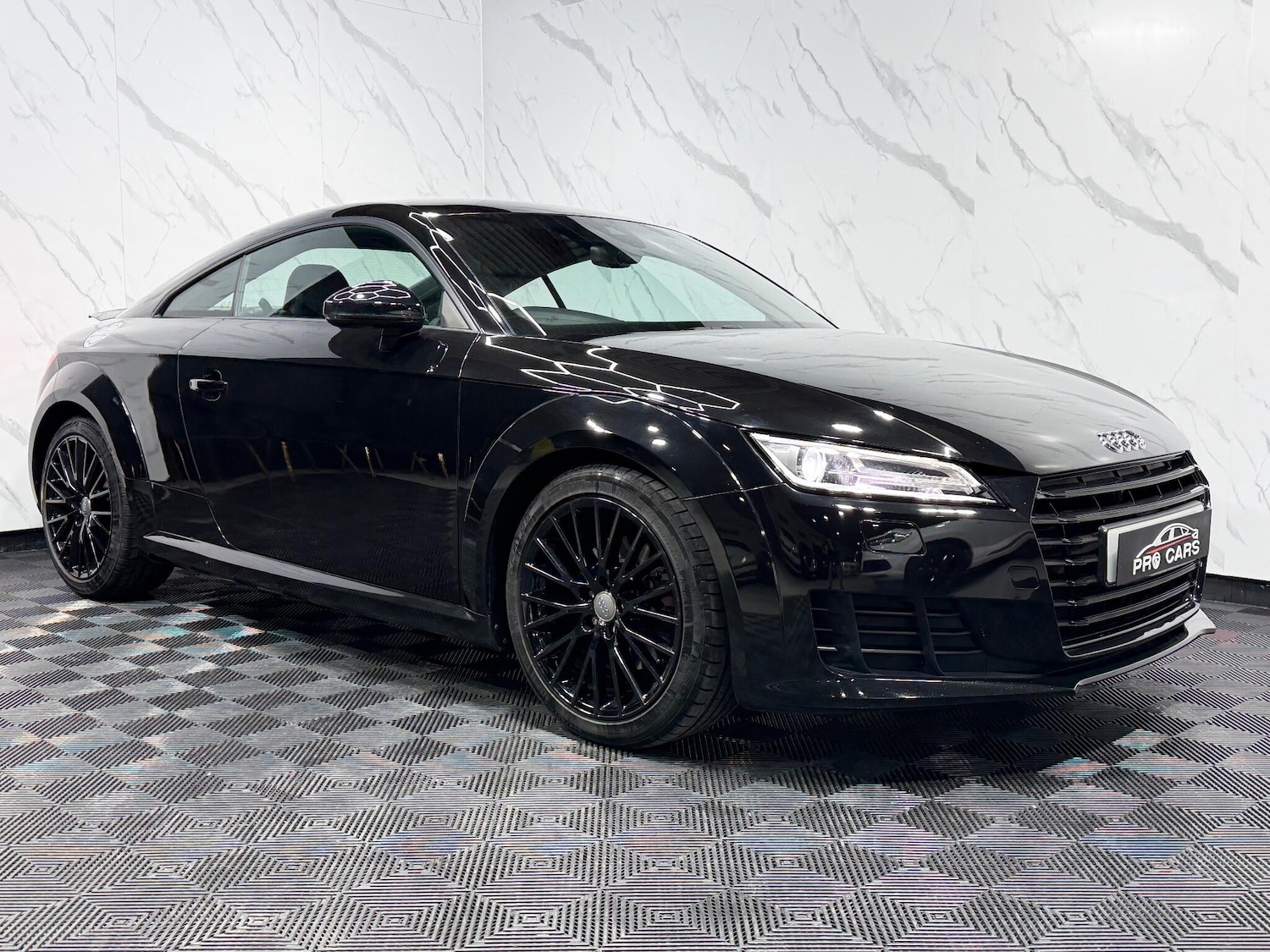 Used Audi TT 2015 for sale - 77298389: Photo 15