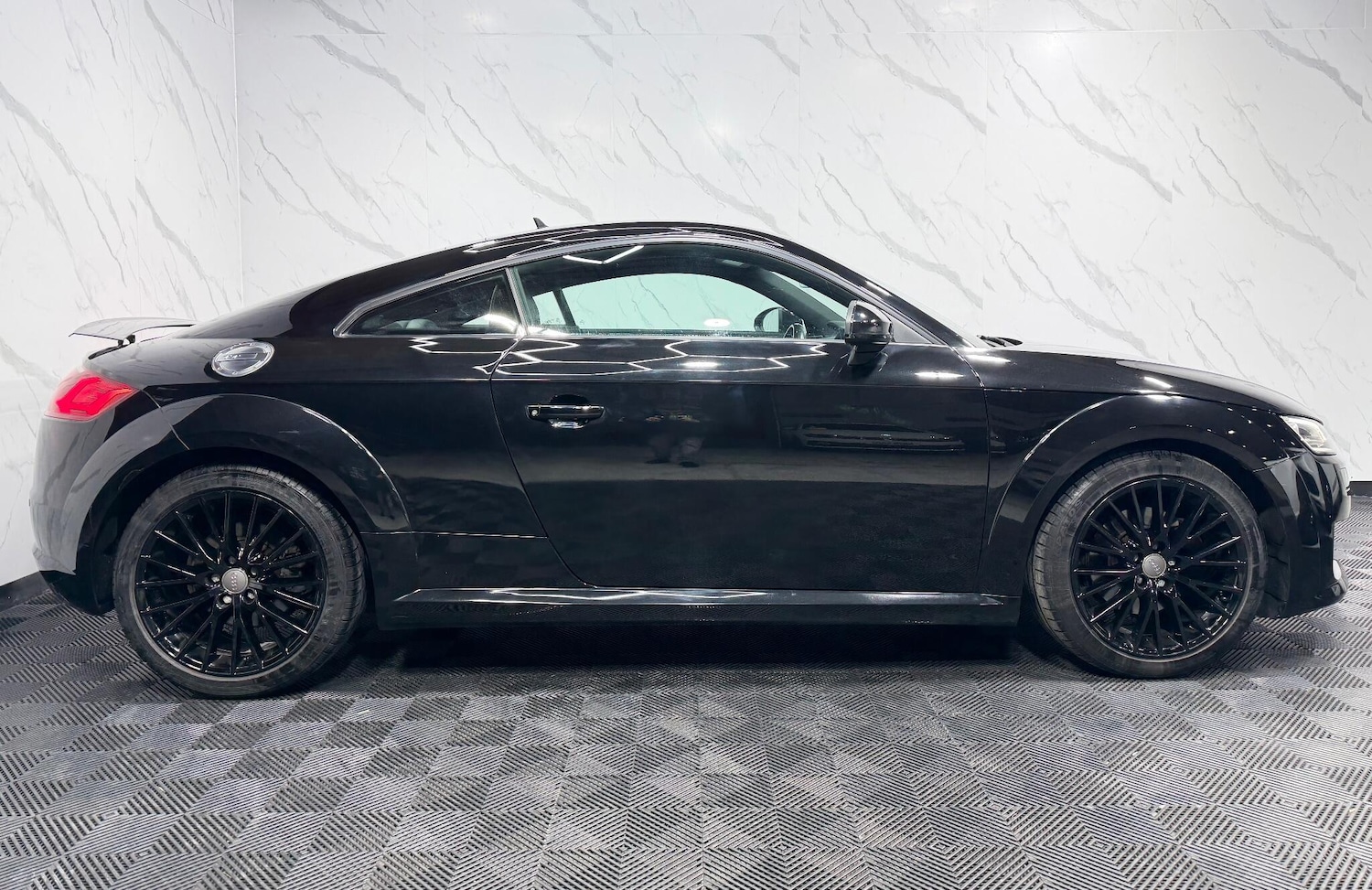 Used Audi TT 2015 for sale - 77298389: Photo 16