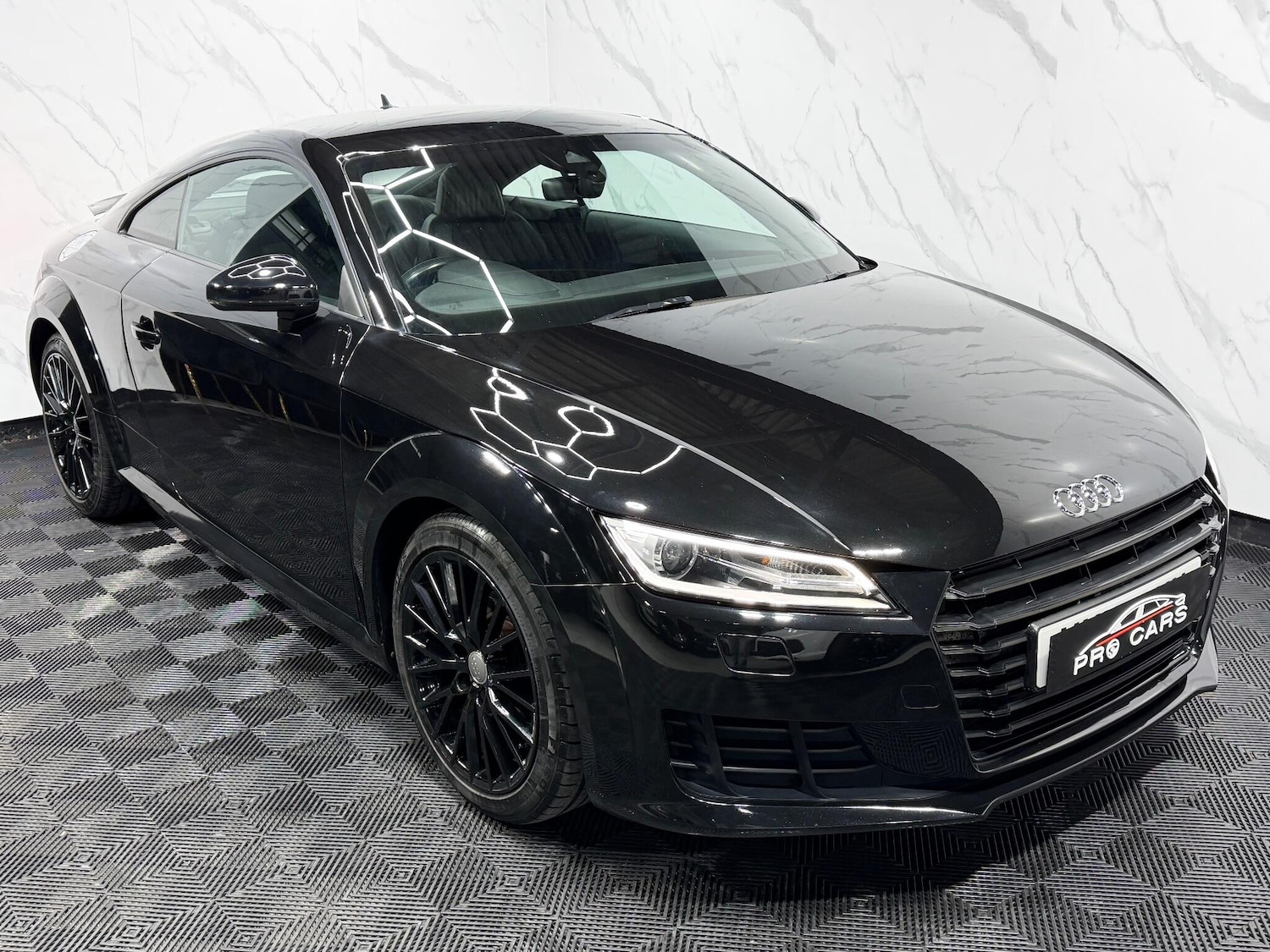 Used Audi TT 2015 for sale - 77298389: Photo 9
