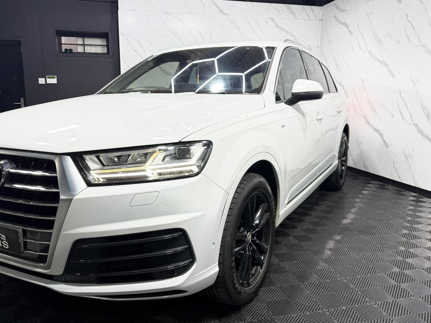 Used Audi Q7 2016 for sale - 77298402: Photo 16