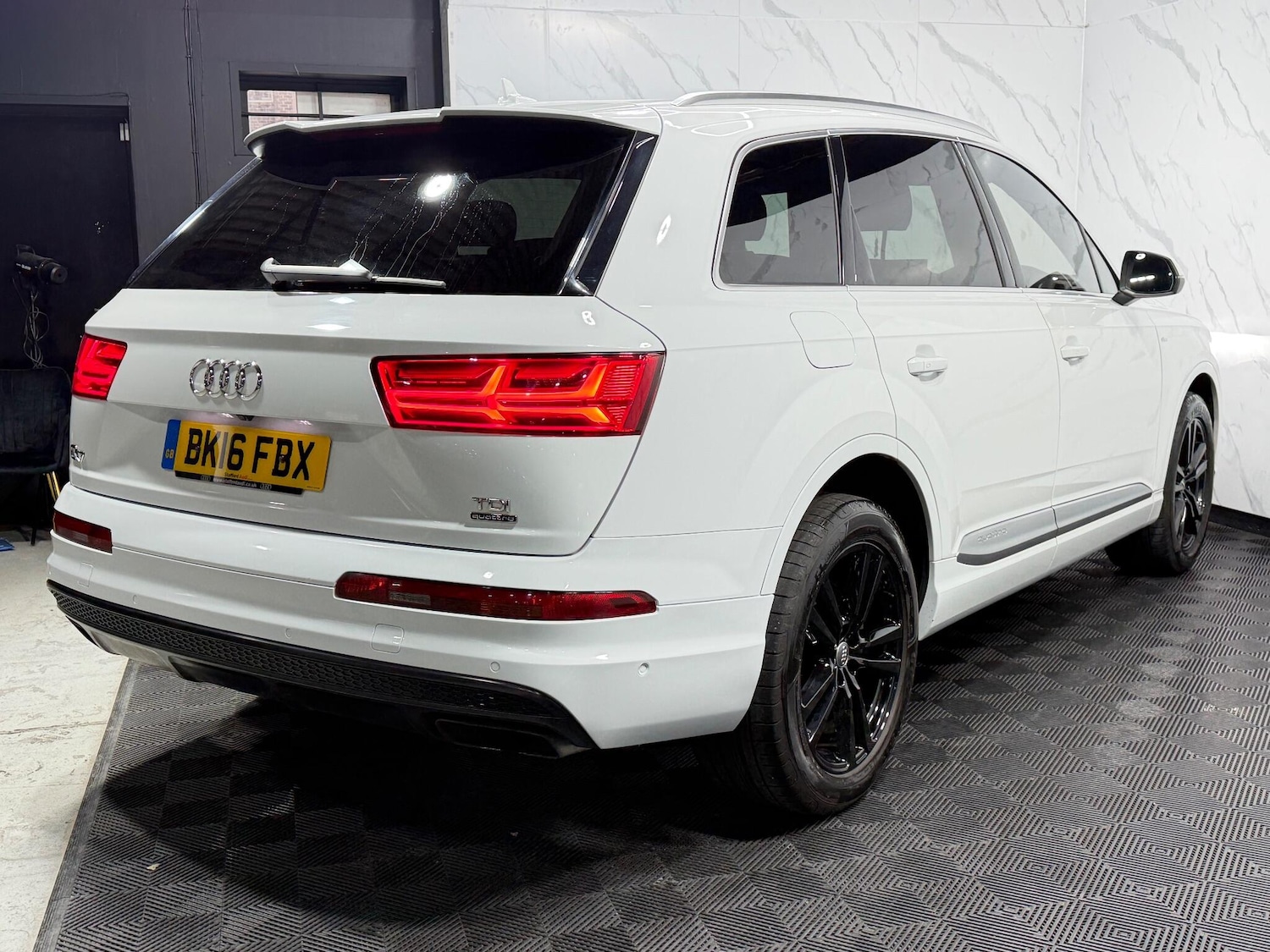 Used Audi Q7 2016 for sale - 77298402: Photo 25
