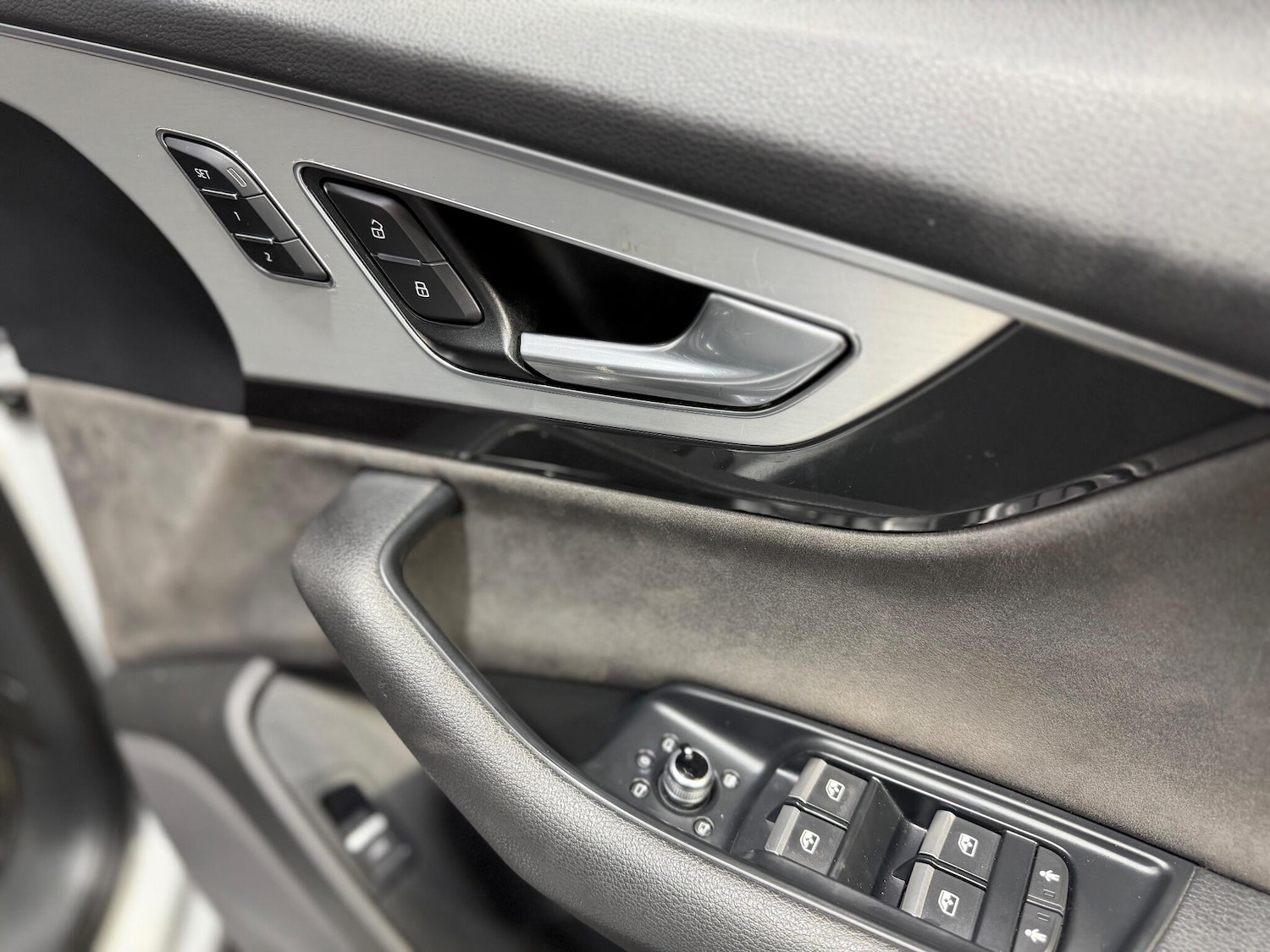 Used Audi Q7 2016 for sale - 77298402: Photo 42