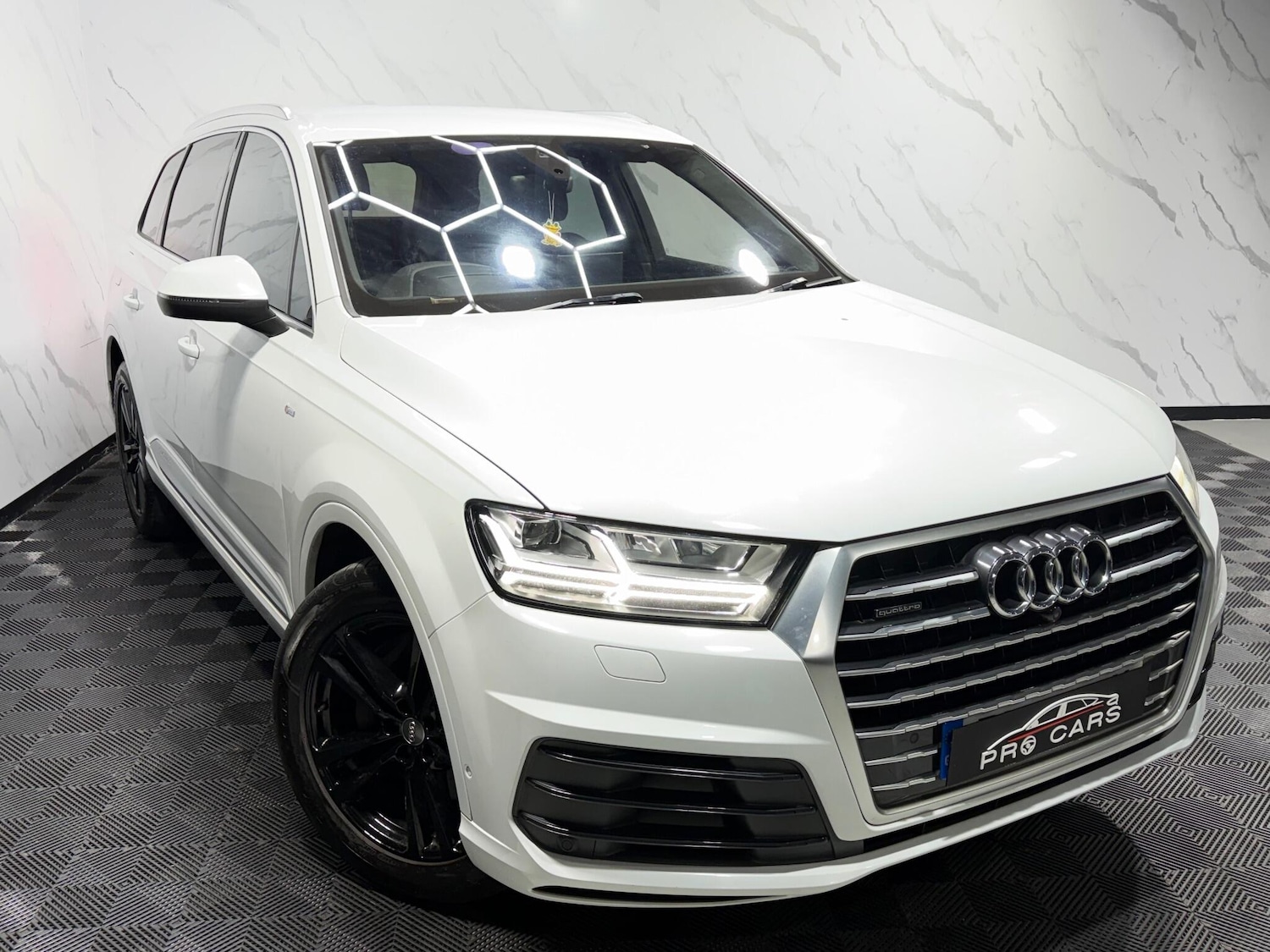 Used Audi Q7 2016 for sale - 77298402: Photo 5