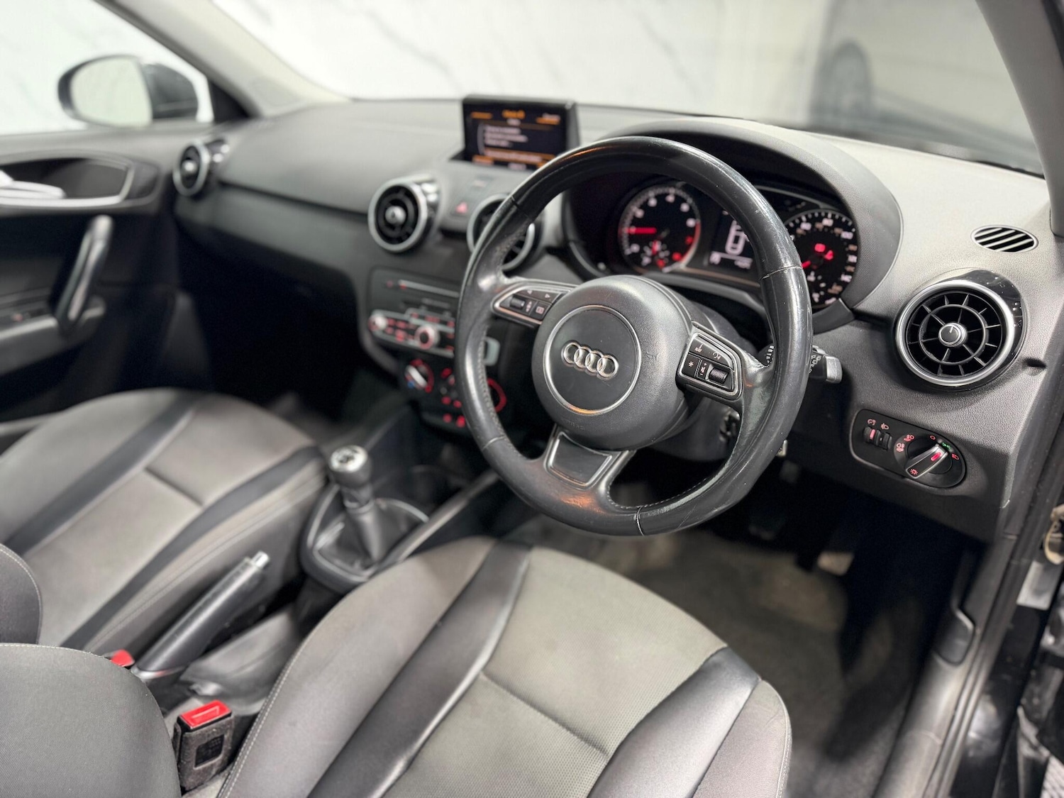 Used Audi A1 2016 for sale - 77298396: Photo 3