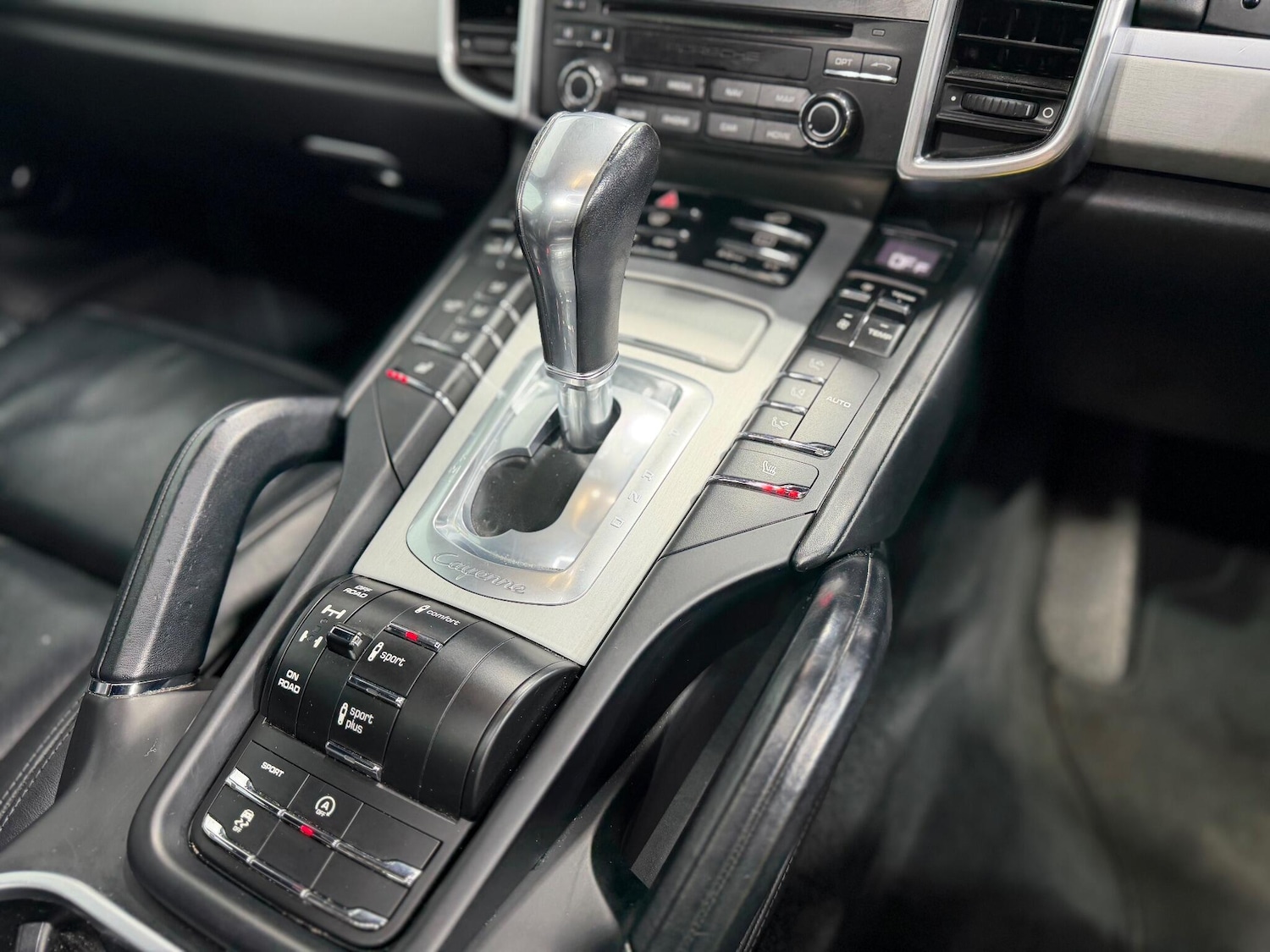 Used Porsche Cayenne 2017 for sale - 77298391: Photo 50