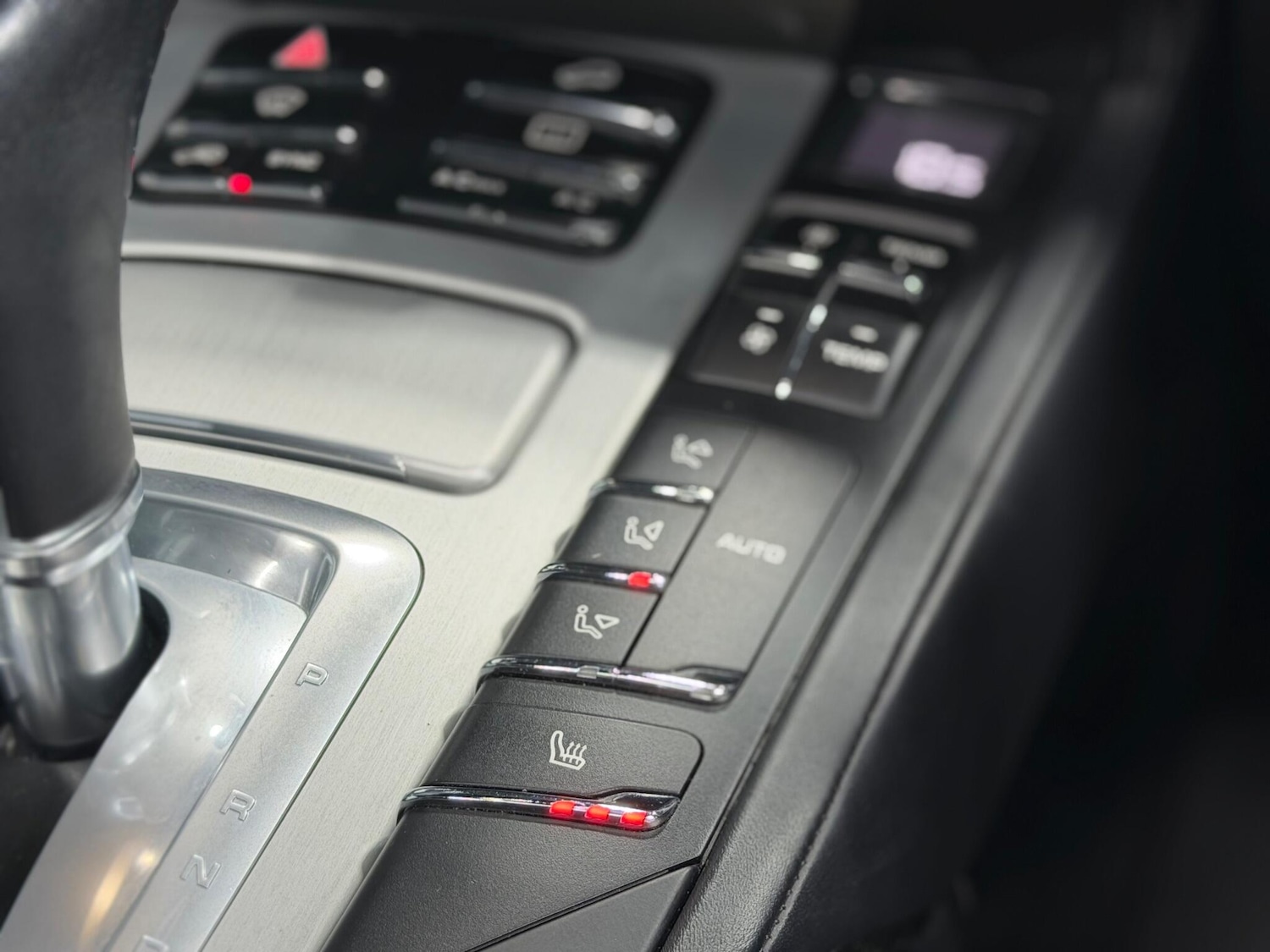 Used Porsche Cayenne 2017 for sale - 77298391: Photo 52