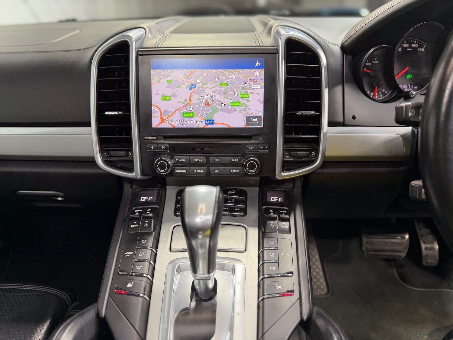 Used Porsche Cayenne 2017 for sale - 77298391: Photo 53