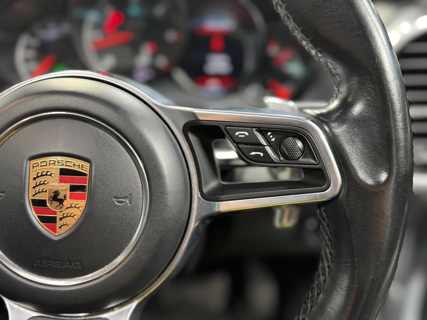 Used Porsche Cayenne 2017 for sale - 77298391: Photo 59