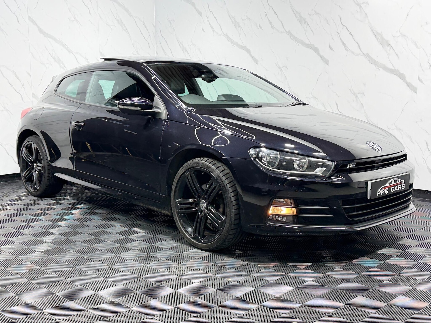 Used Volkswagen Scirocco 2016 for sale - 77298393: Photo 11