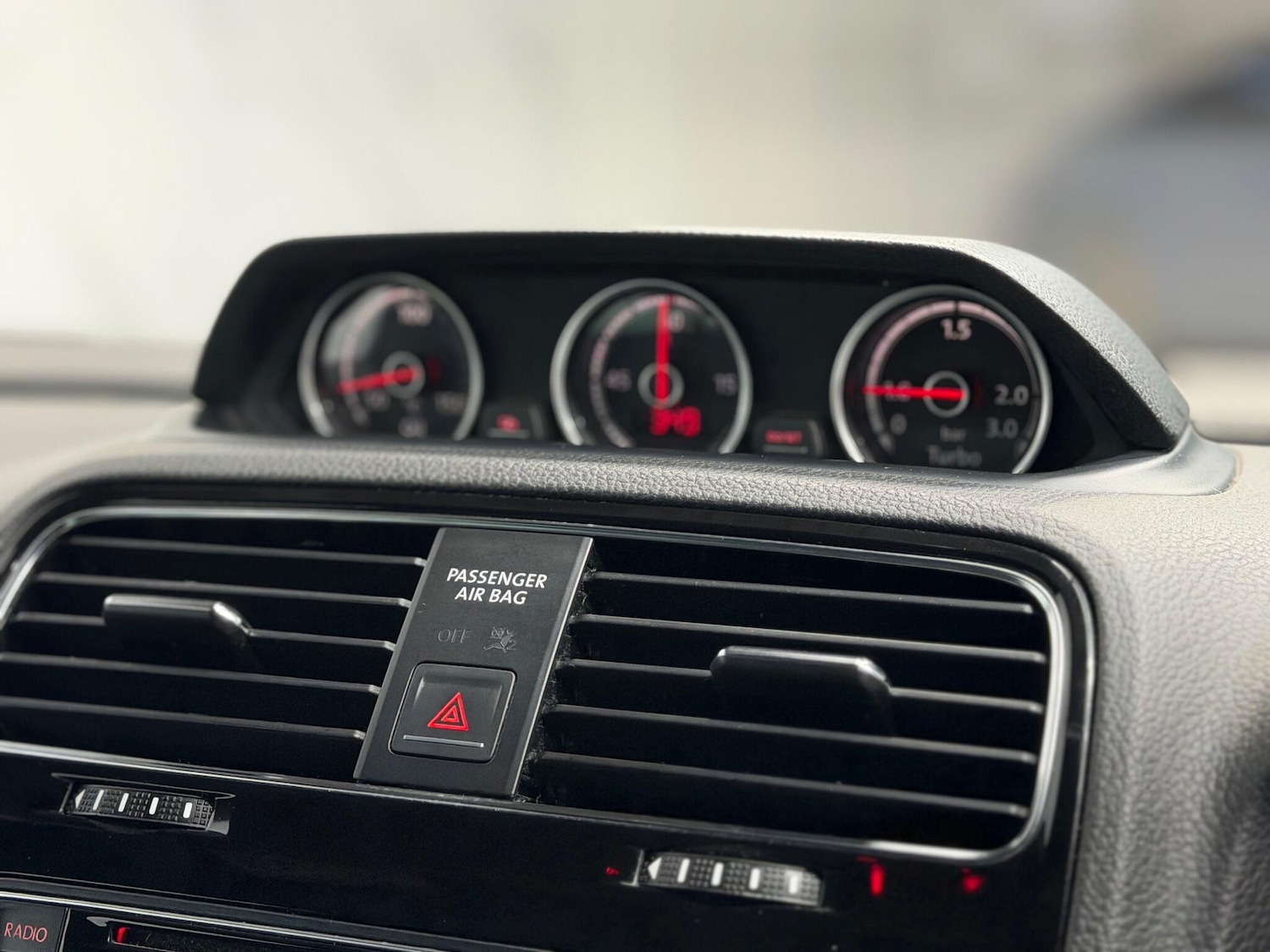 Used Volkswagen Scirocco 2016 for sale - 77298393: Photo 41