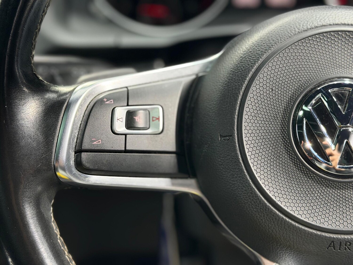 Used Volkswagen Scirocco 2016 for sale - 77298393: Photo 50