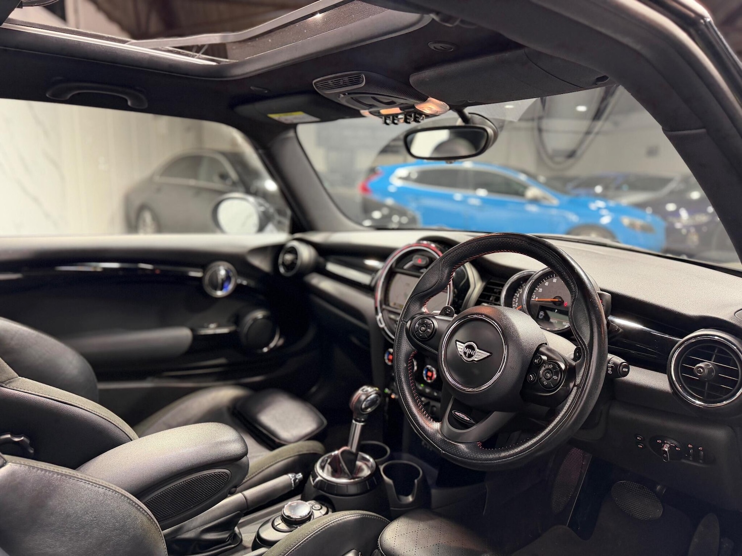 Used MINI Hatch 2014 for sale - 77550573: Photo 2