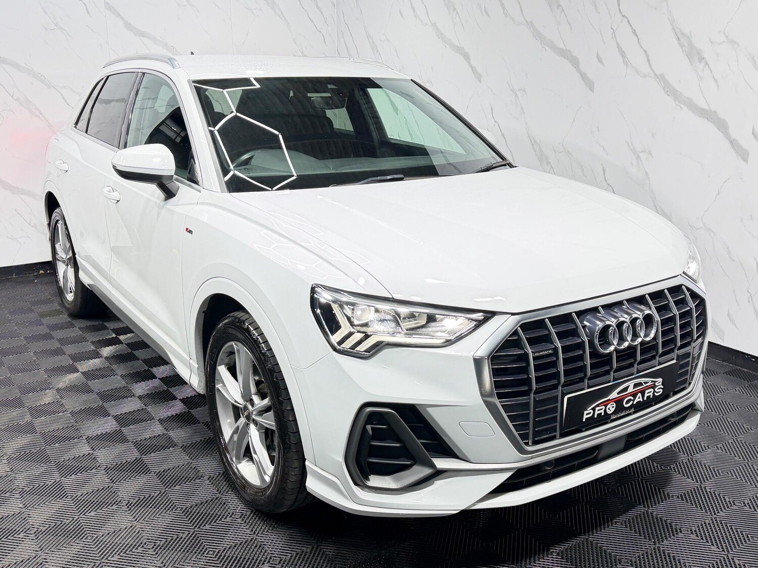 Used Audi Q3 2019 for sale - 77298403: Photo 16