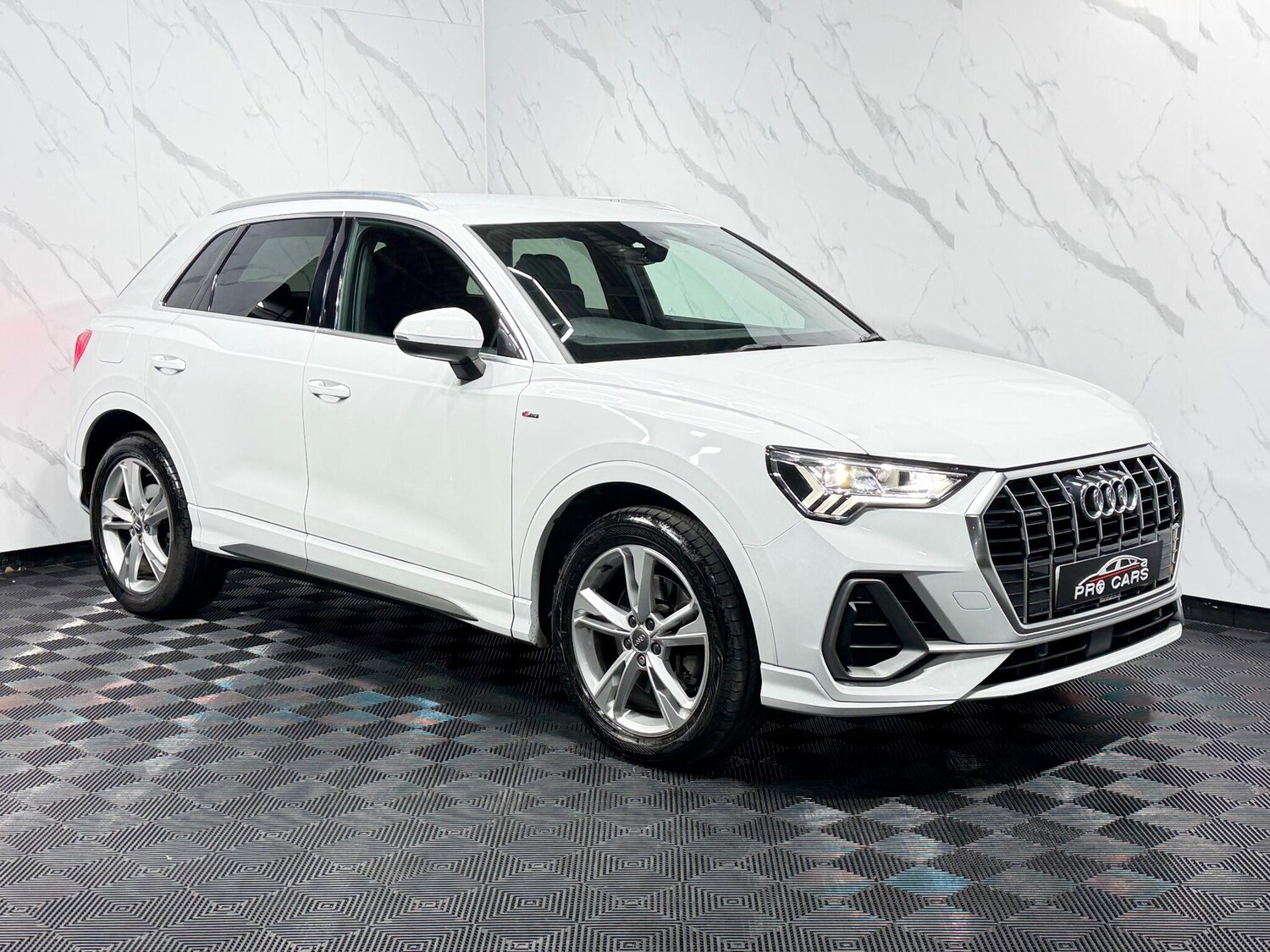 Used Audi Q3 2019 for sale - 77298403: Photo 17