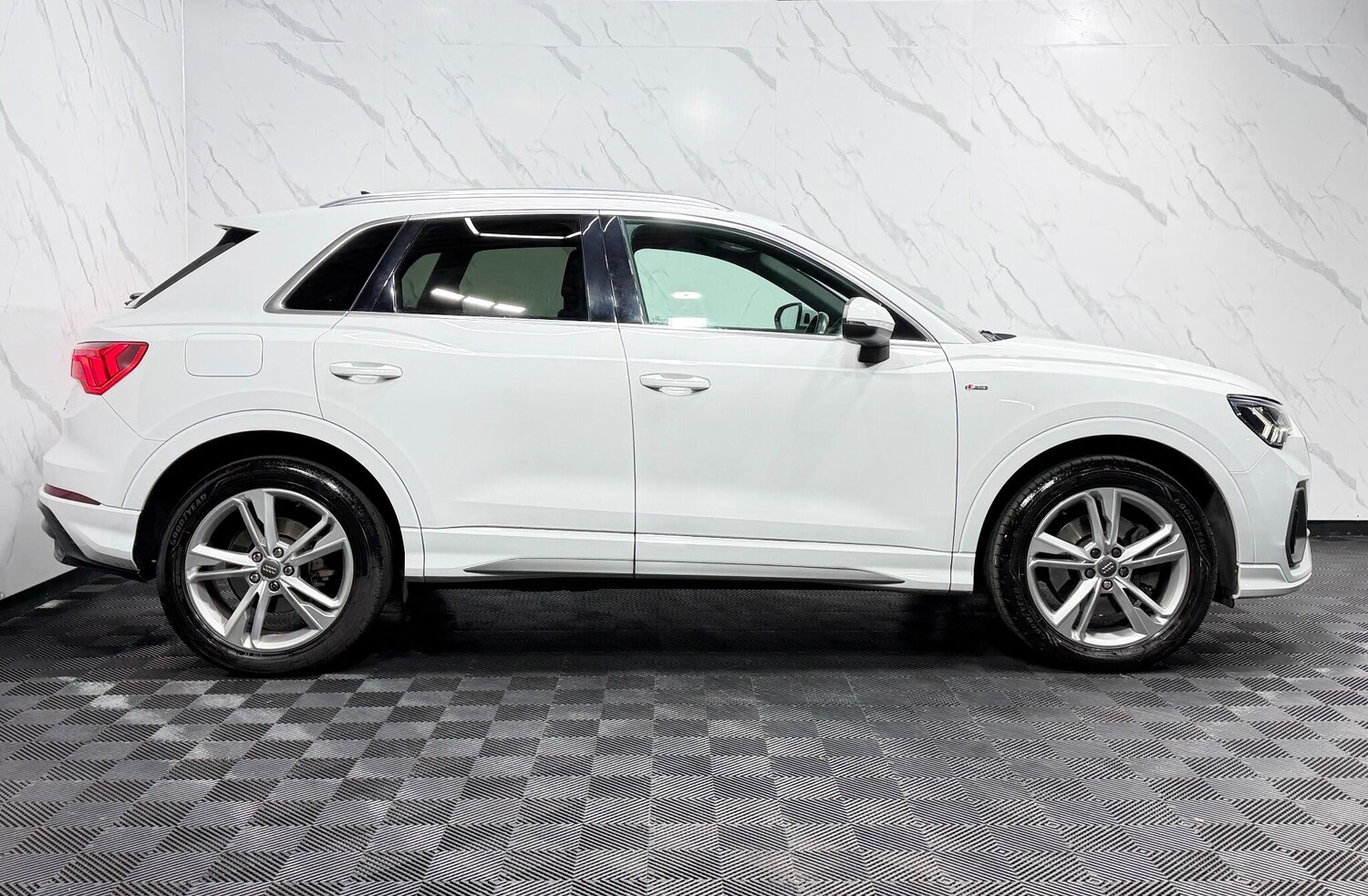 Used Audi Q3 2019 for sale - 77298403: Photo 18