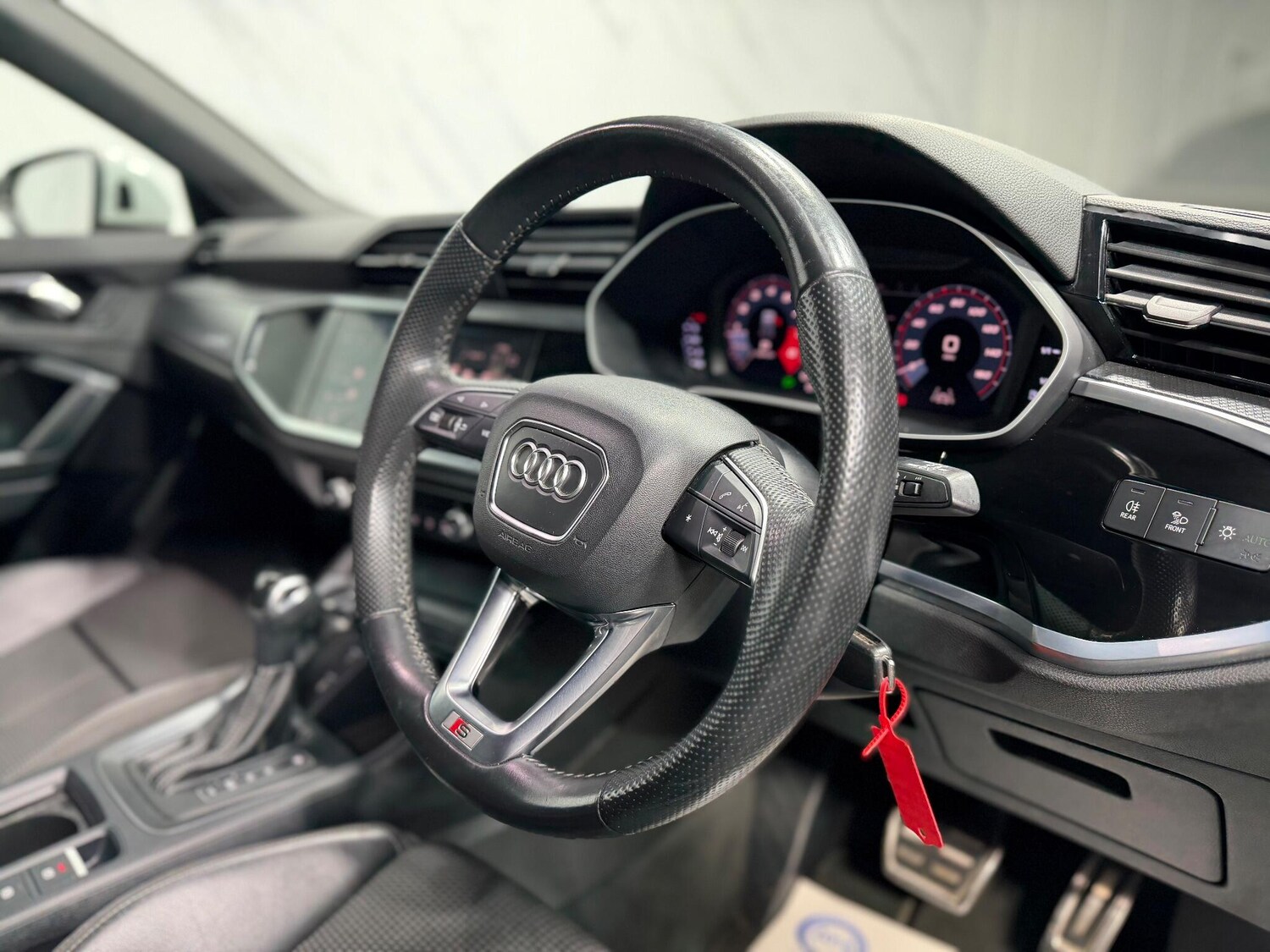 Used Audi Q3 2019 for sale - 77298403: Photo 42