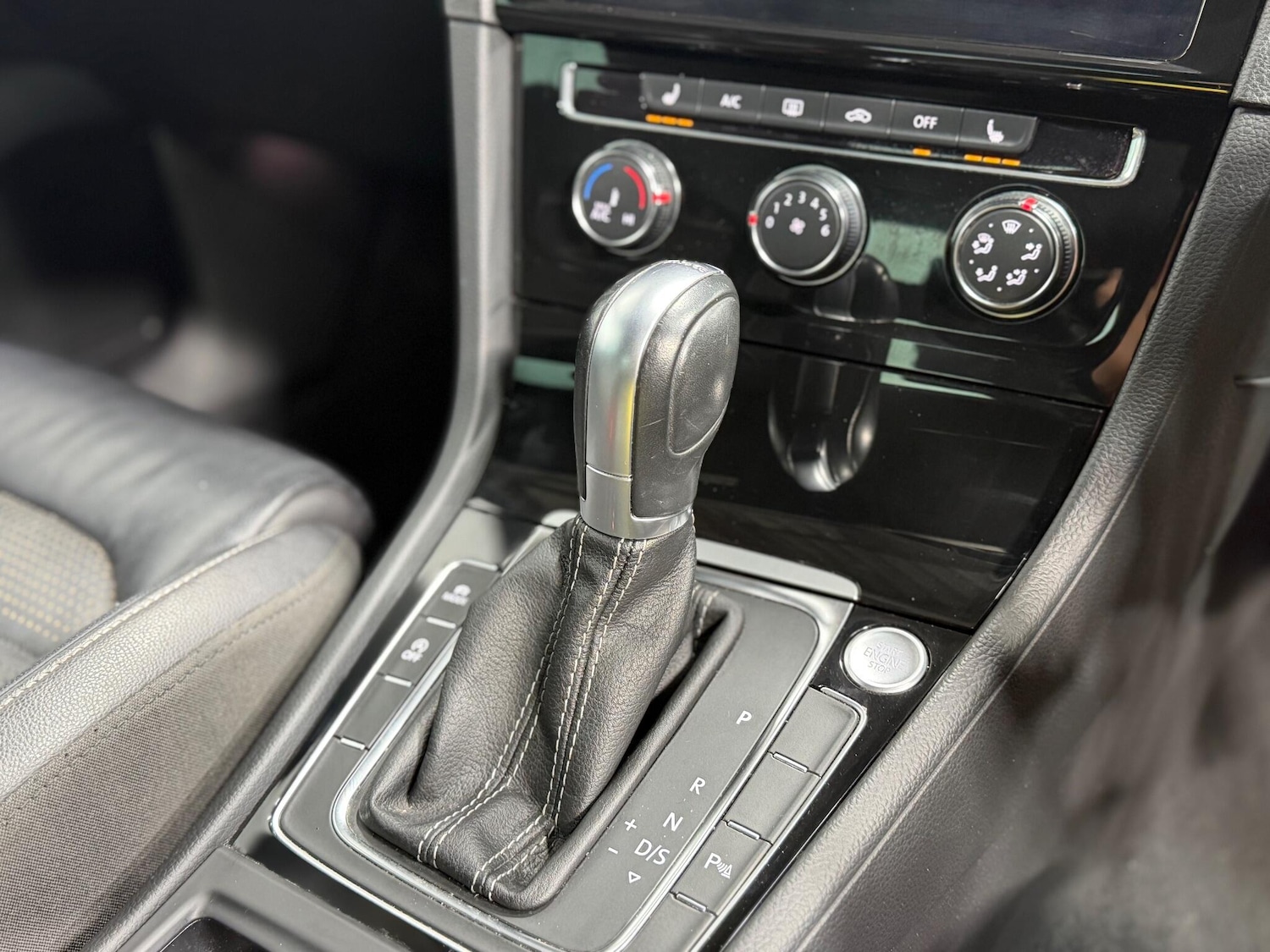 Used Volkswagen Golf for sale - 77298401: Photo 44