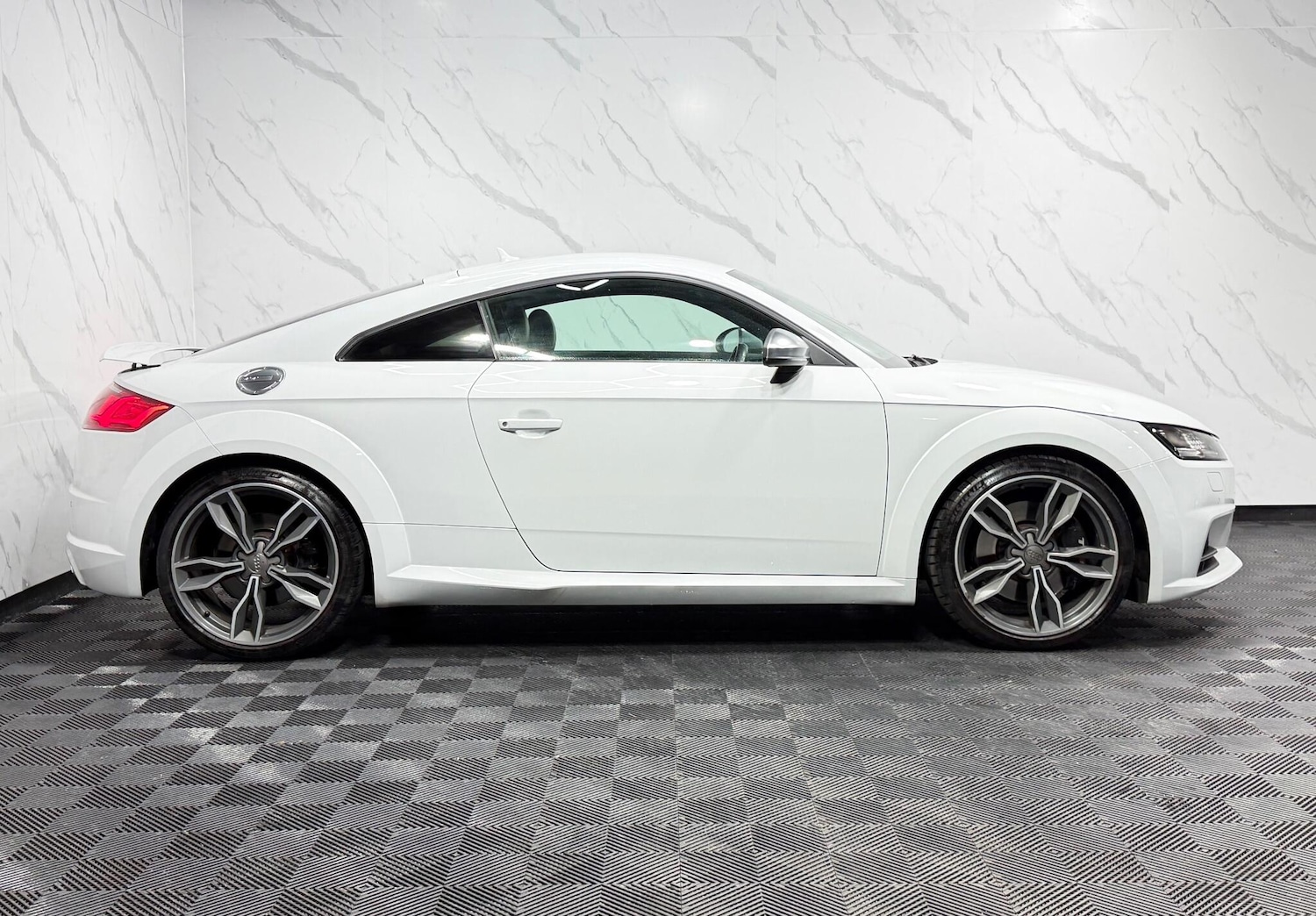 Used Audi TTS 2016 for sale - 77396251: Photo 17