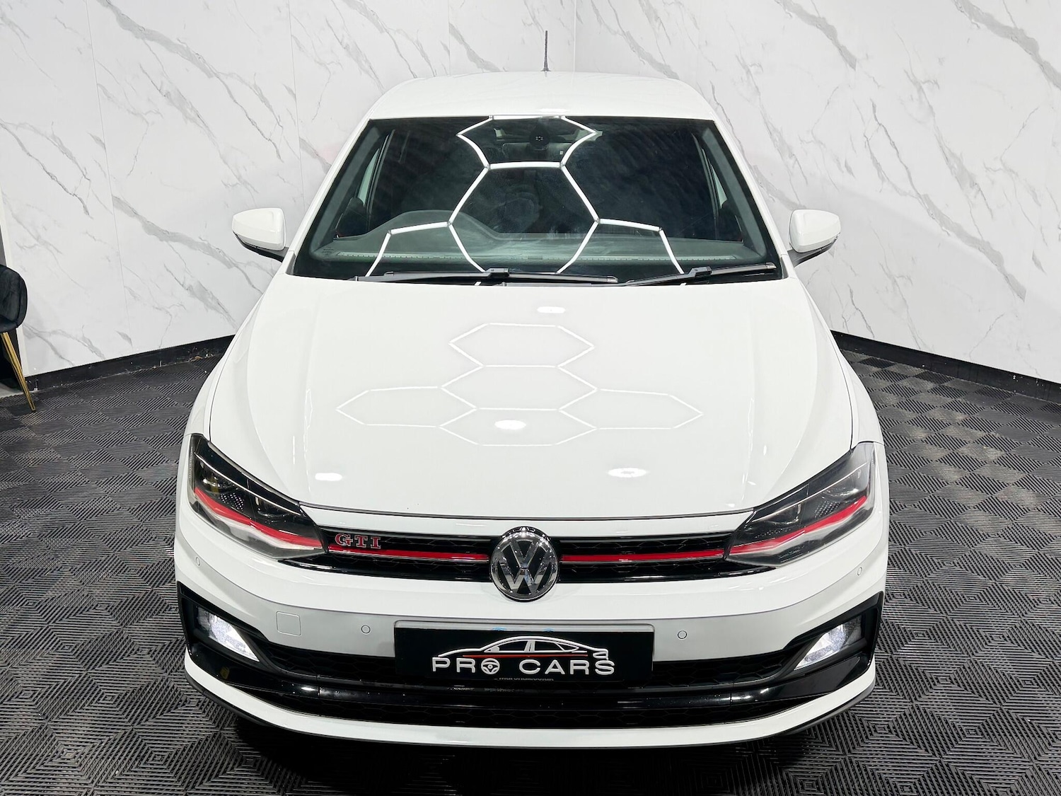 Used Volkswagen Polo 2018 for sale - 77298397: Photo 14