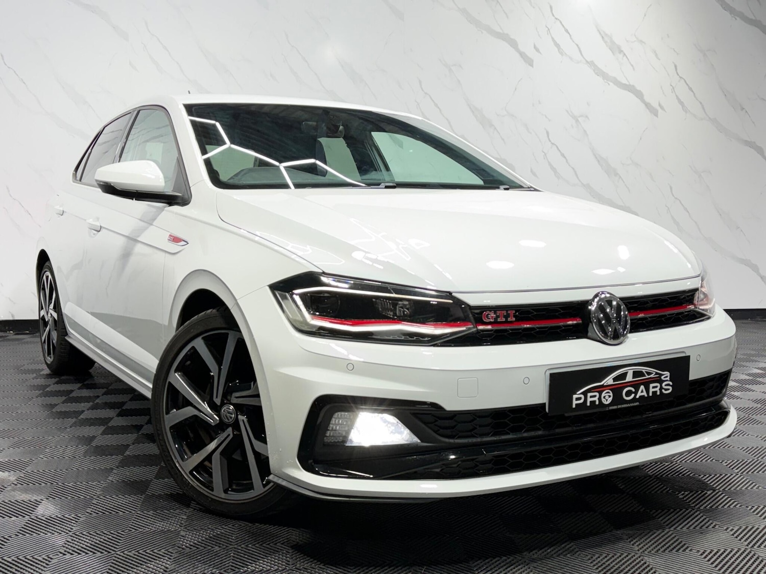 Used Volkswagen Polo 2018 for sale - 77298397: Photo 9