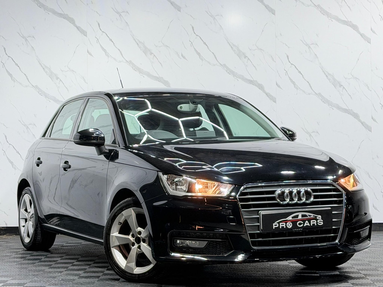 Used Audi A1 for sale - 77559102: Photo 1