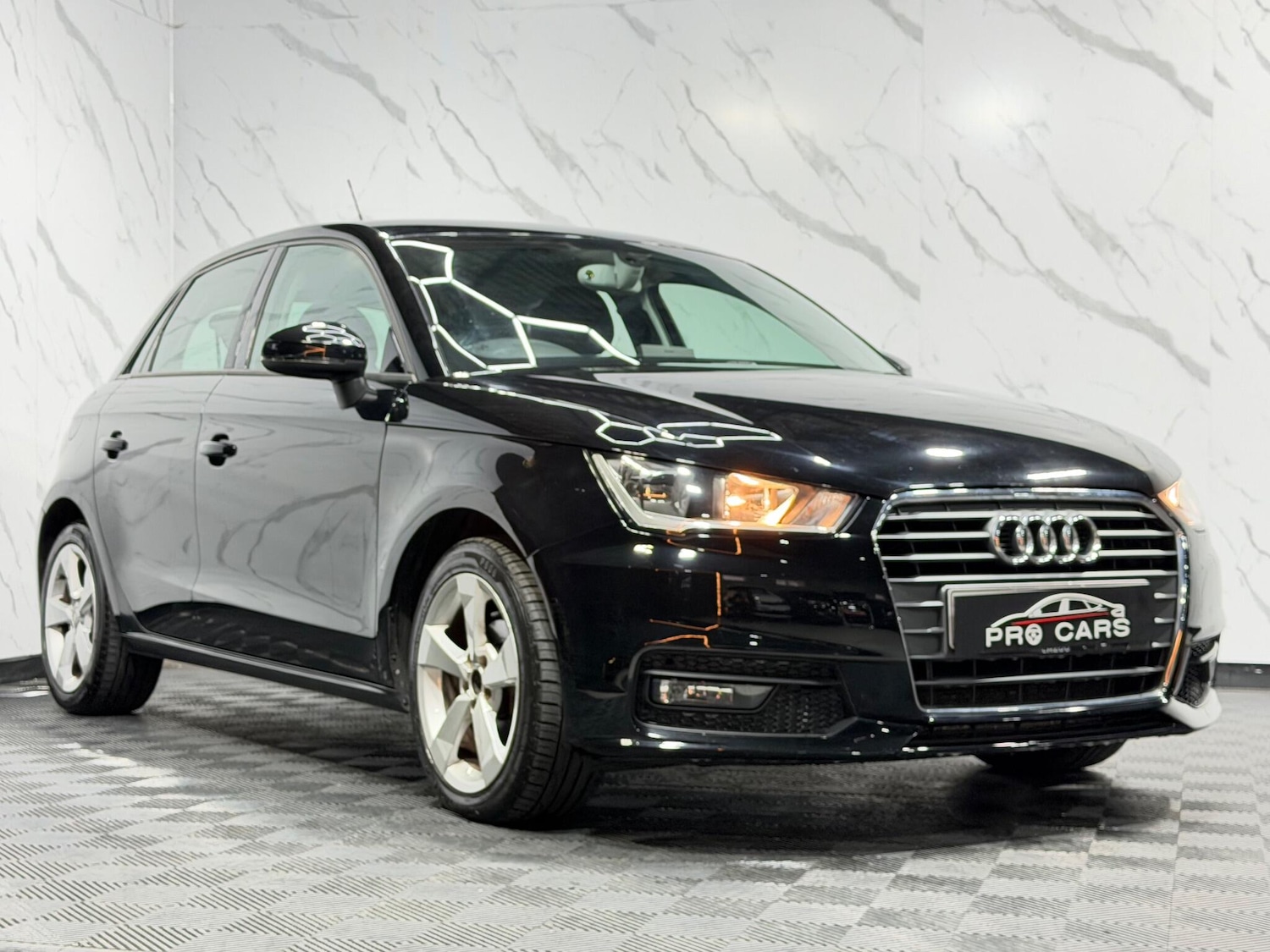 Used Audi A1 for sale - 77559102: Photo 9
