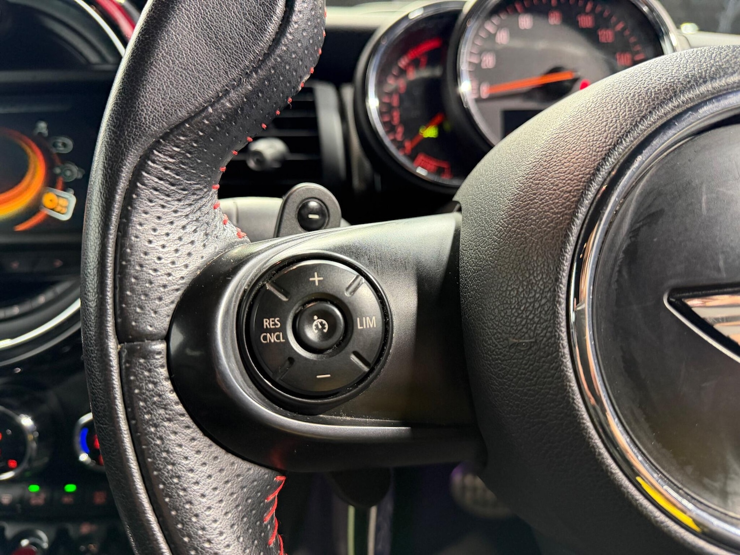 Used MINI Hatch 2016 for sale - 77344799: Photo 52