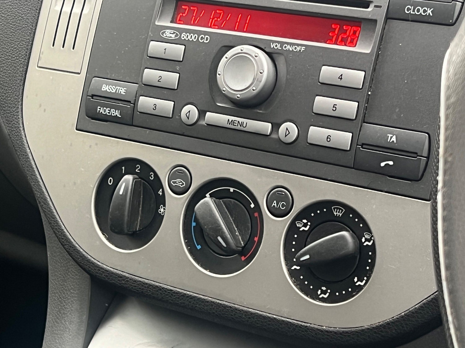 Vehicle 28