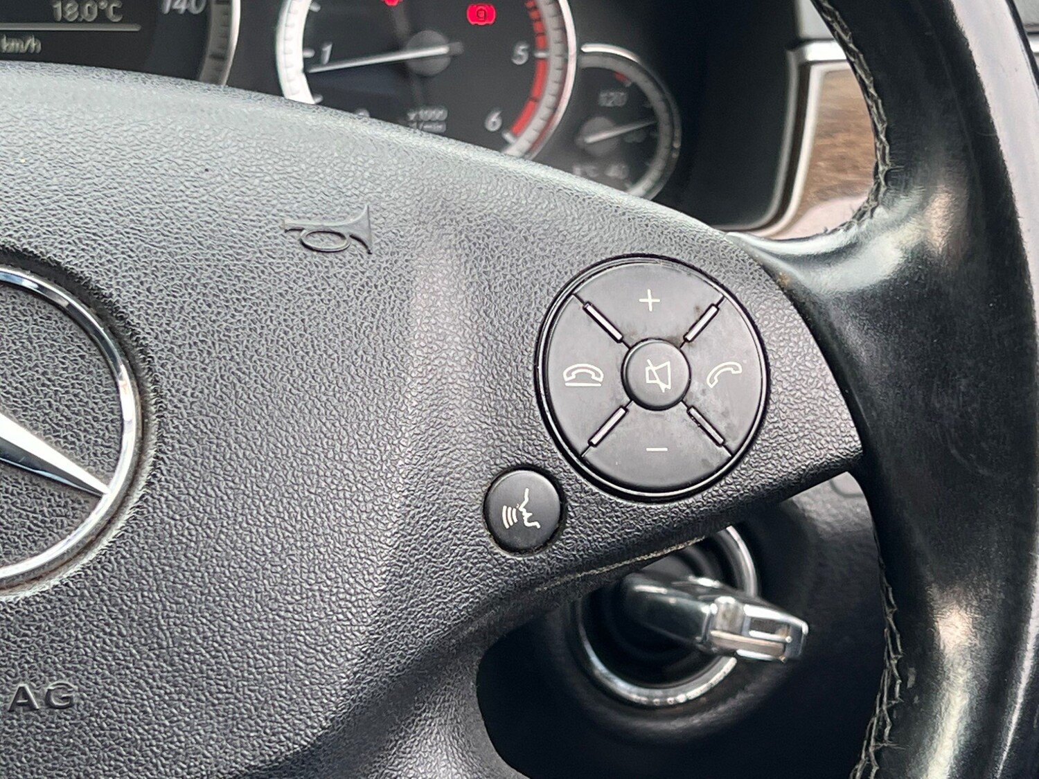Vehicle 33