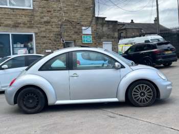Used Volkswagen Beetle 2004 for sale - 69476996: Photo
