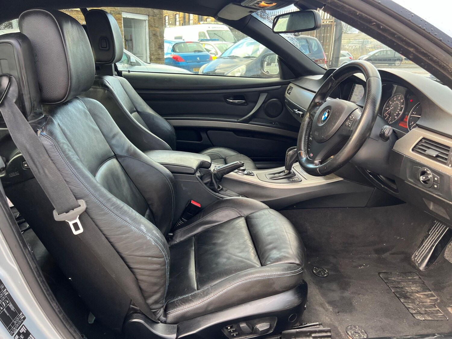 Vehicle 28