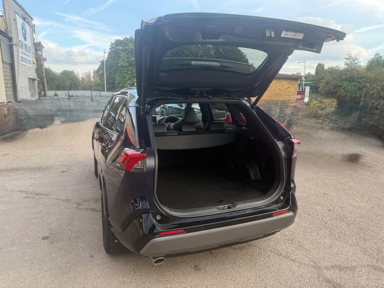 Used Toyota RAV4 2019 for sale - 76032497: Photo 17