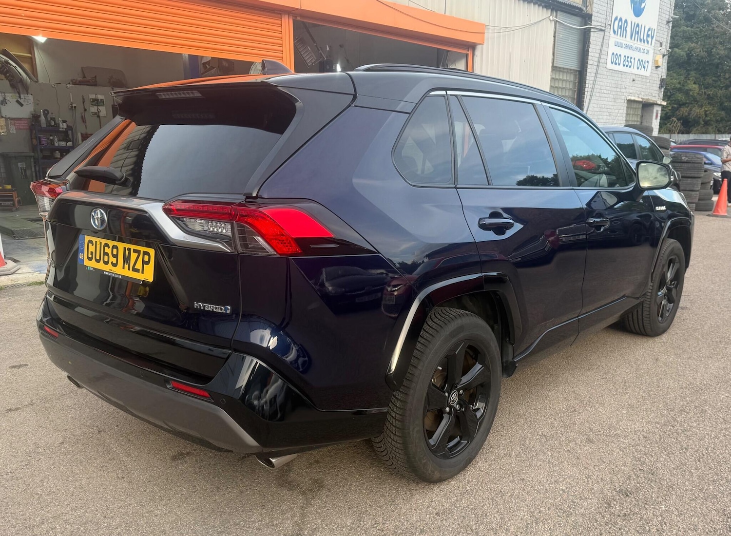 Used Toyota RAV4 2019 for sale - 76032497: Photo 18