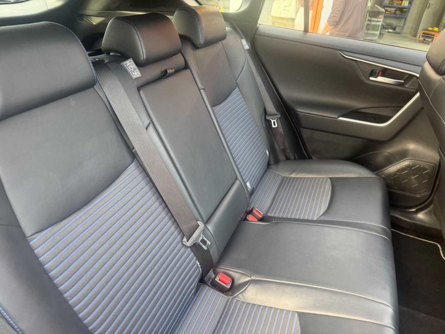 Used Toyota RAV4 2019 for sale - 76032497: Photo 24