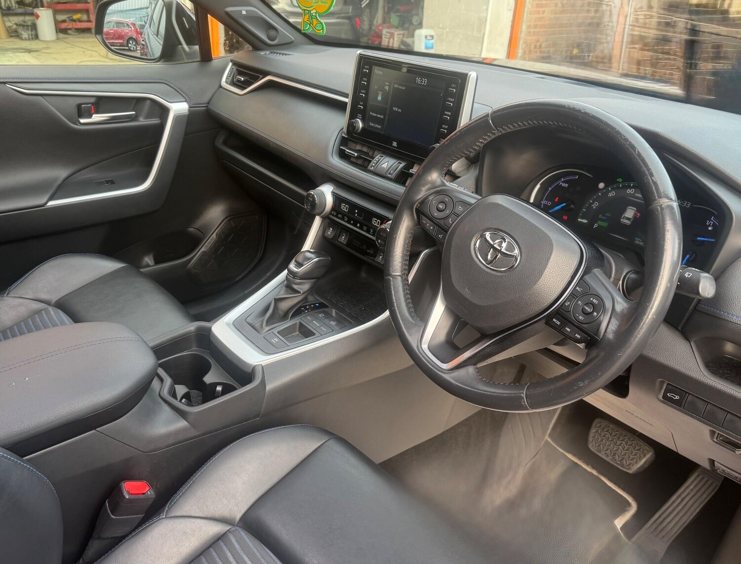Used Toyota RAV4 2019 for sale - 76032497: Photo 27