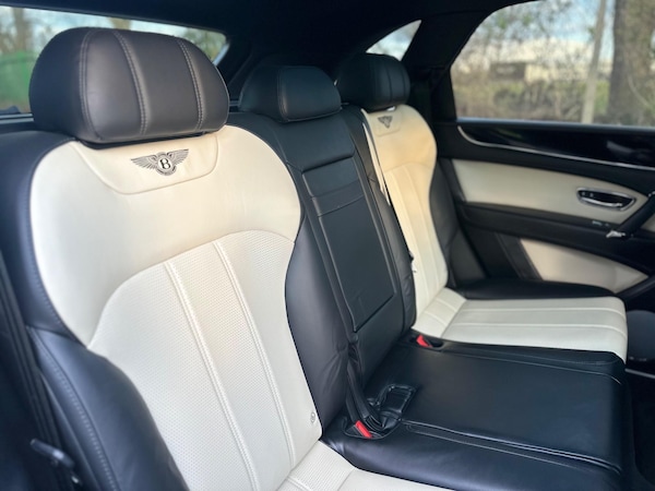 Used Bentley Bentayga 2018 for sale - 75670693: Photo 10