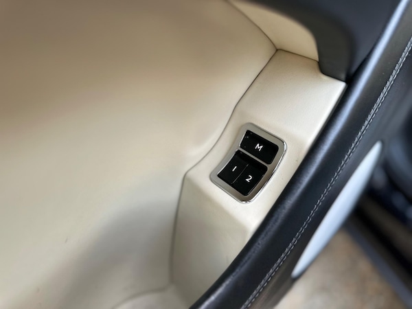 Used Bentley Bentayga 2018 for sale - 75670693: Photo 22