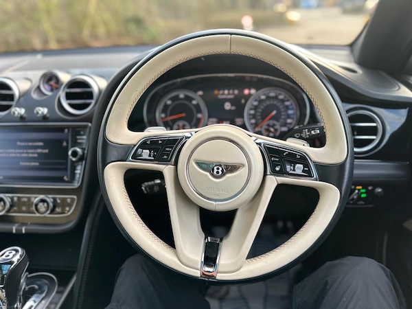 Used Bentley Bentayga 2018 for sale - 75670693: Photo 34