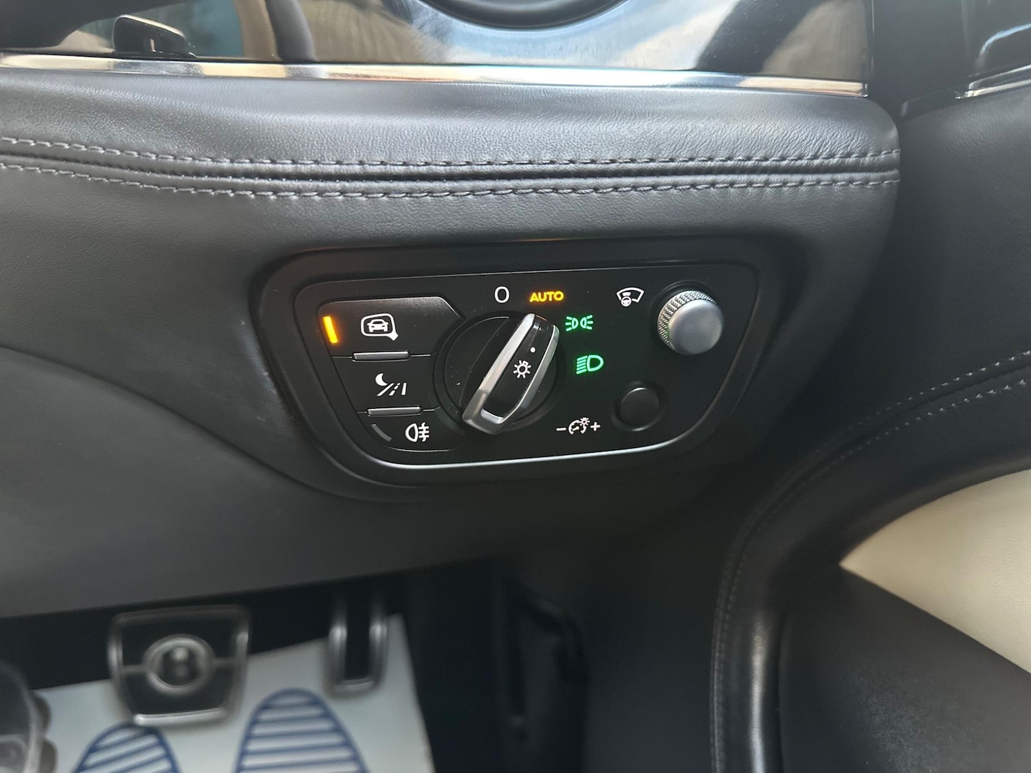 Vehicle 35