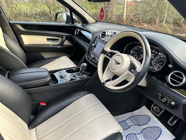 Used Bentley Bentayga 2018 for sale - 75670693: Photo 36