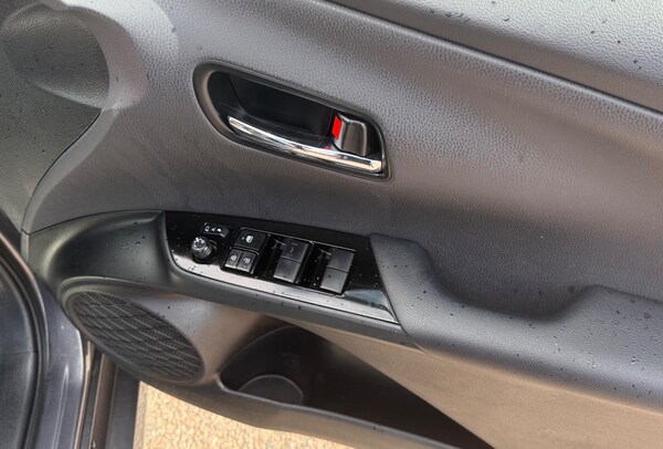Used Toyota Prius 2022 for sale - 76318086: Photo 24