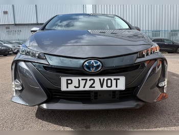 Used Toyota Prius 2022 for sale - 76318086: Photo