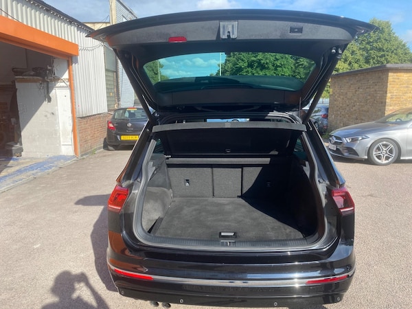 Used Volkswagen Tiguan 2020 for sale - 75669455: Photo 33